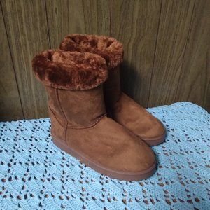 J.Mark winter boots size 8